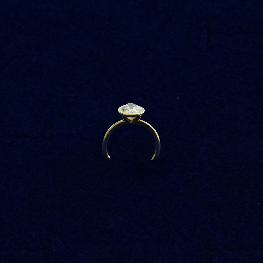 Seny Oval Solitaire Diamond Ring