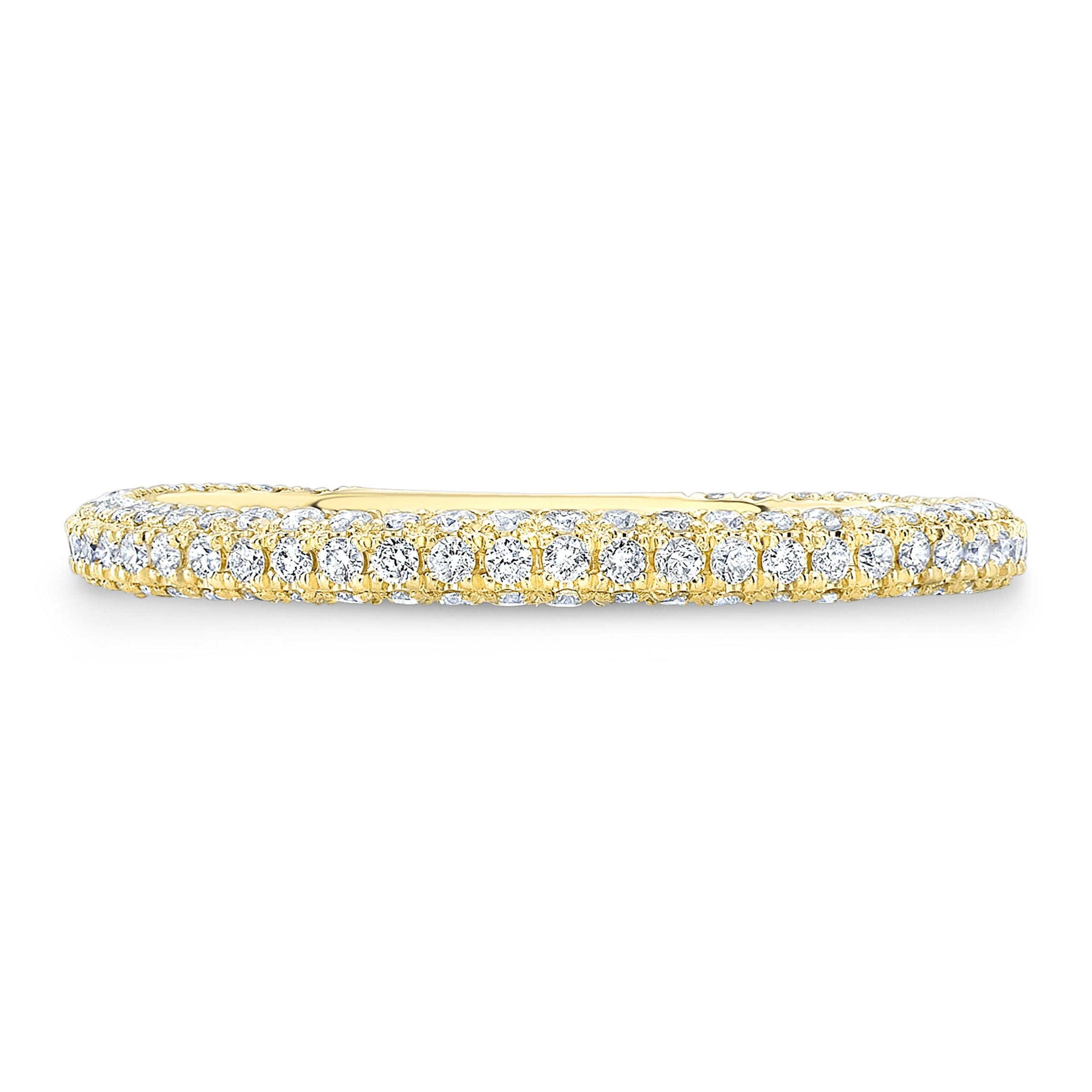 Seny 3-Sided Diamond Pave Band