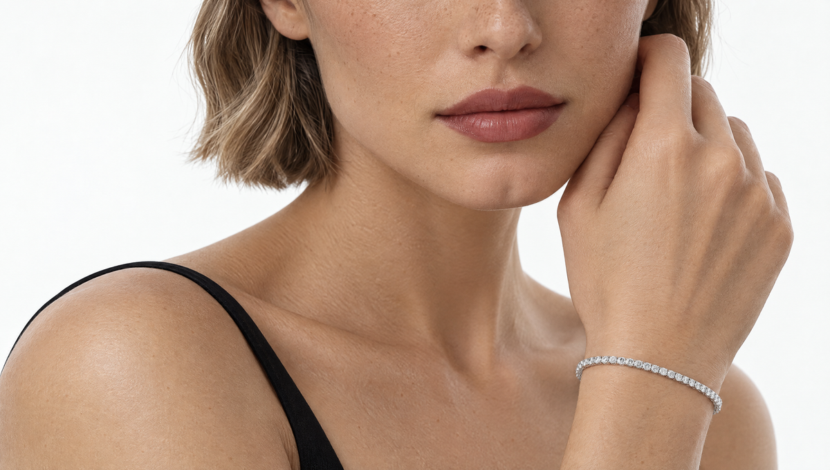 SENYJEWELRY tennis bracelet in a white studio campaign close-up